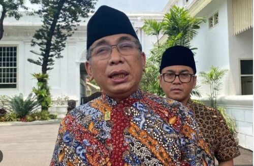 和平日报 | 伊联总主席回应质询权问题： 希望各方不把总统选举作为政治噱头