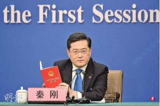 和平日报 | 秦刚辞去全国人大代表职务而没有被“罢免” 官方定性留下弹性空间或许未涉犯罪