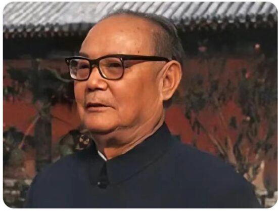 和平日报 | 十大元帅中的华侨元帅，冒死救下毛主席和红军，一生做对3大选择