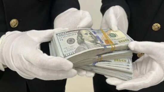 和平日报 | 皇崗背囊客帶近20萬美金被截 X光機立大功